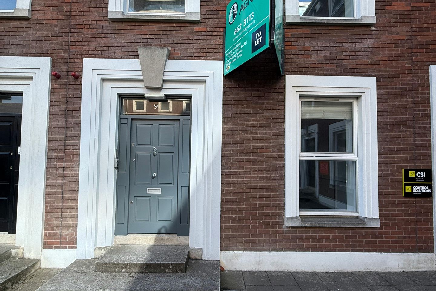 9 Clanwilliam Square, Grand Canal Quay, Dublin 2 — photo 1