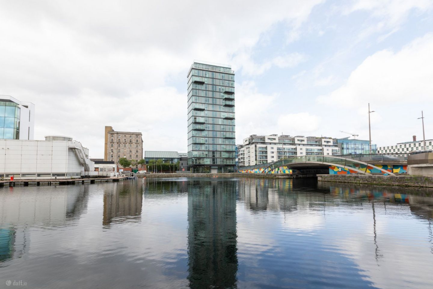 Alto Vetro, Grand Canal Square, Dublin 2 — photo 1