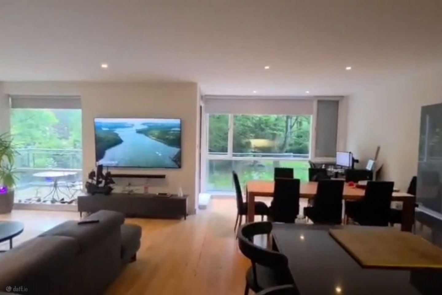 Apartment,  Dodderbank Apartments, Dundrum Road, Dublin 14, Milltown, Dublin 14 — photo 1