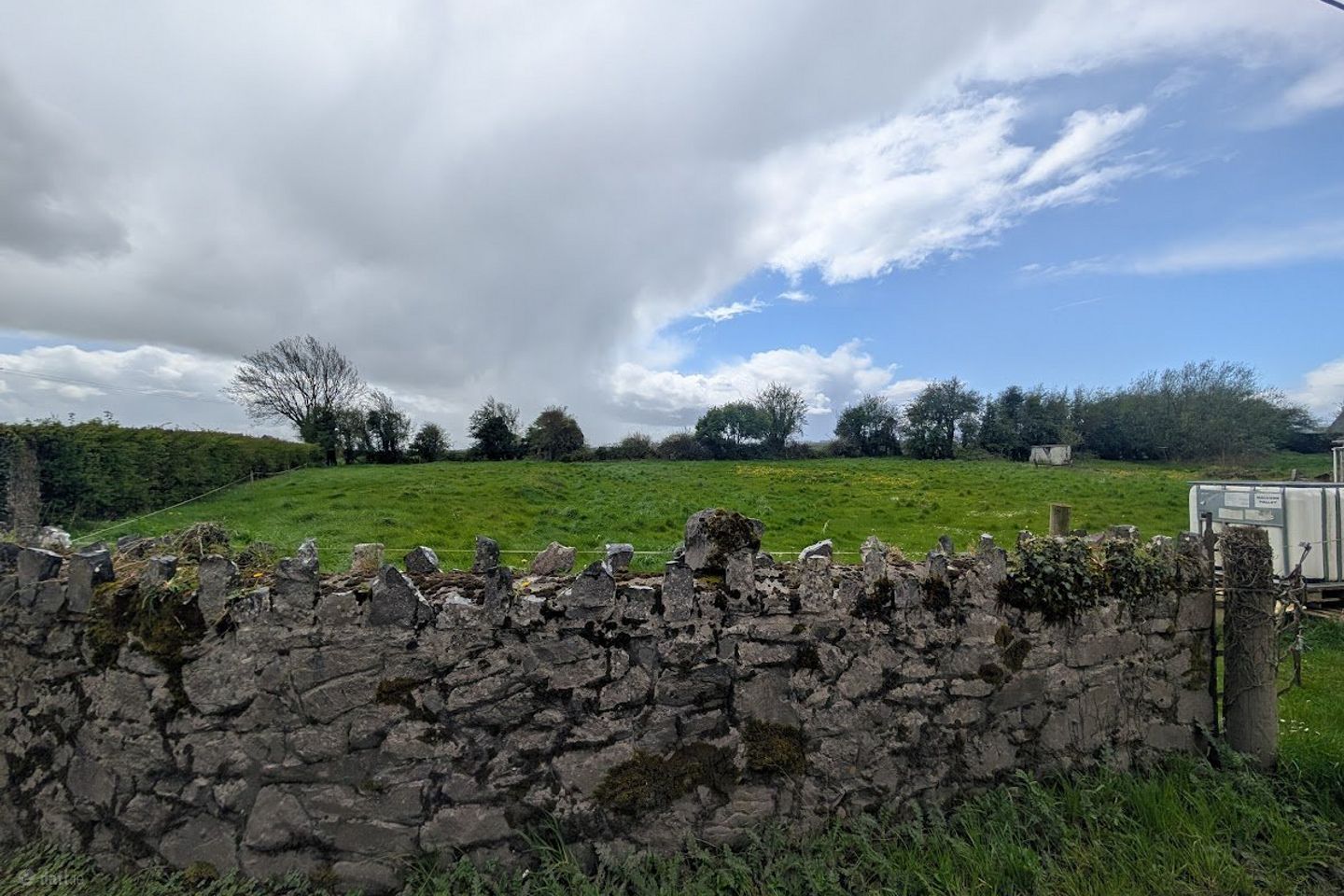 Kylepark, Borrioskane, Co Tipperary — photo 1