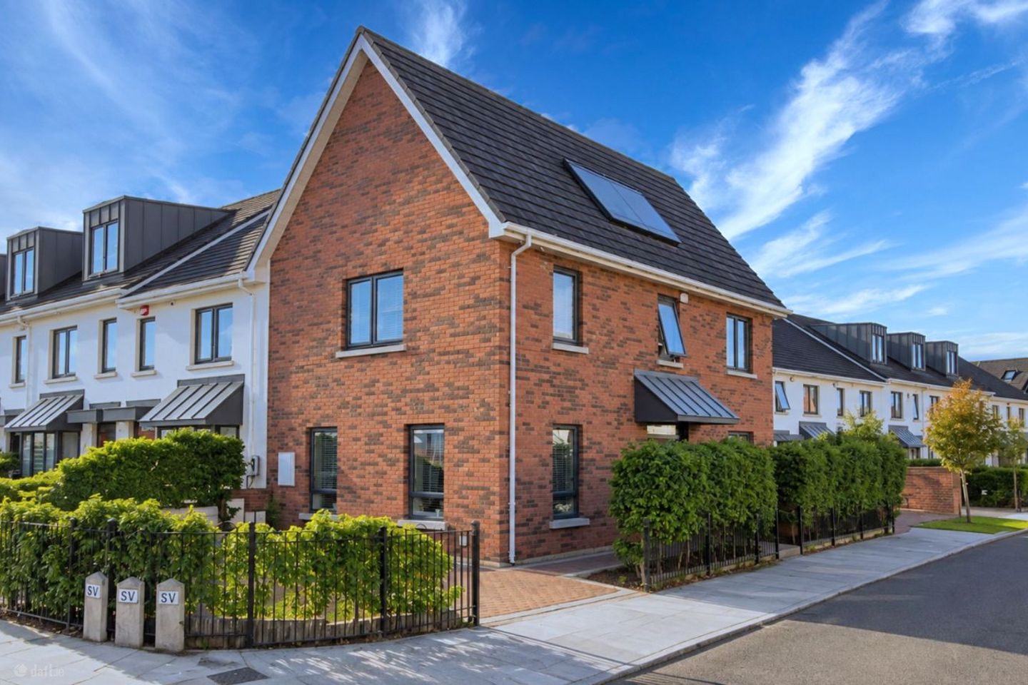 18 Belltree Walk, Clongriffin, Dublin 13, D13X85P — photo 1