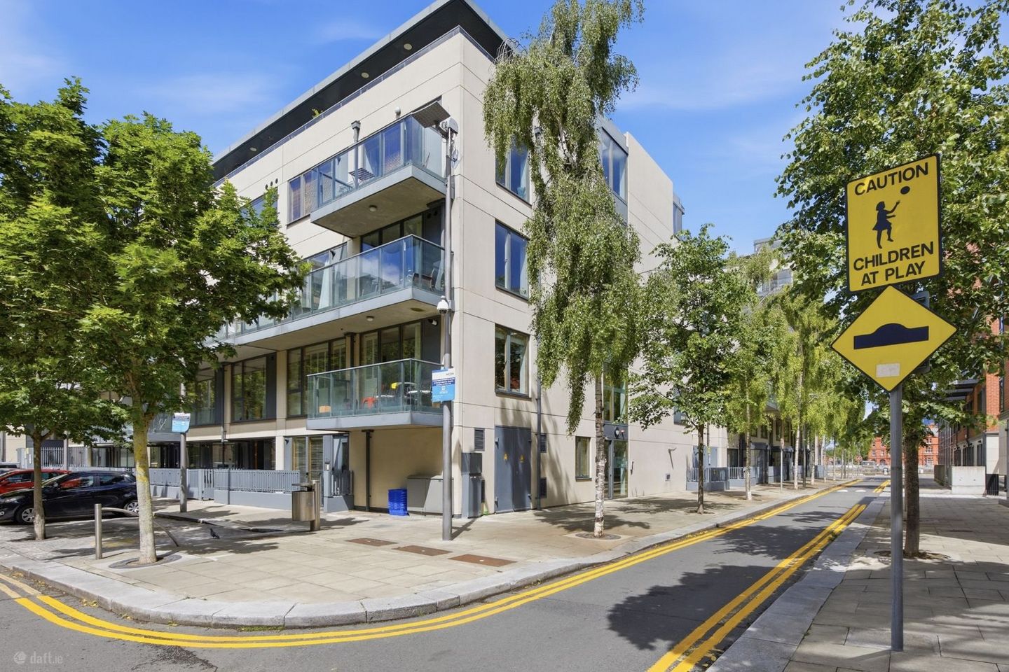 Apartment 11 Hanover Quarter, Grand Canal Dock, Dublin 2, D02DT92 — photo 1