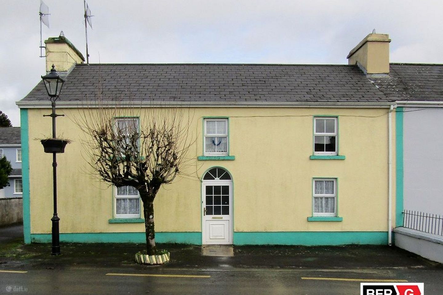Market Square, Ballygar, Ballygar, Co. Galway, F42RX86 — photo 1