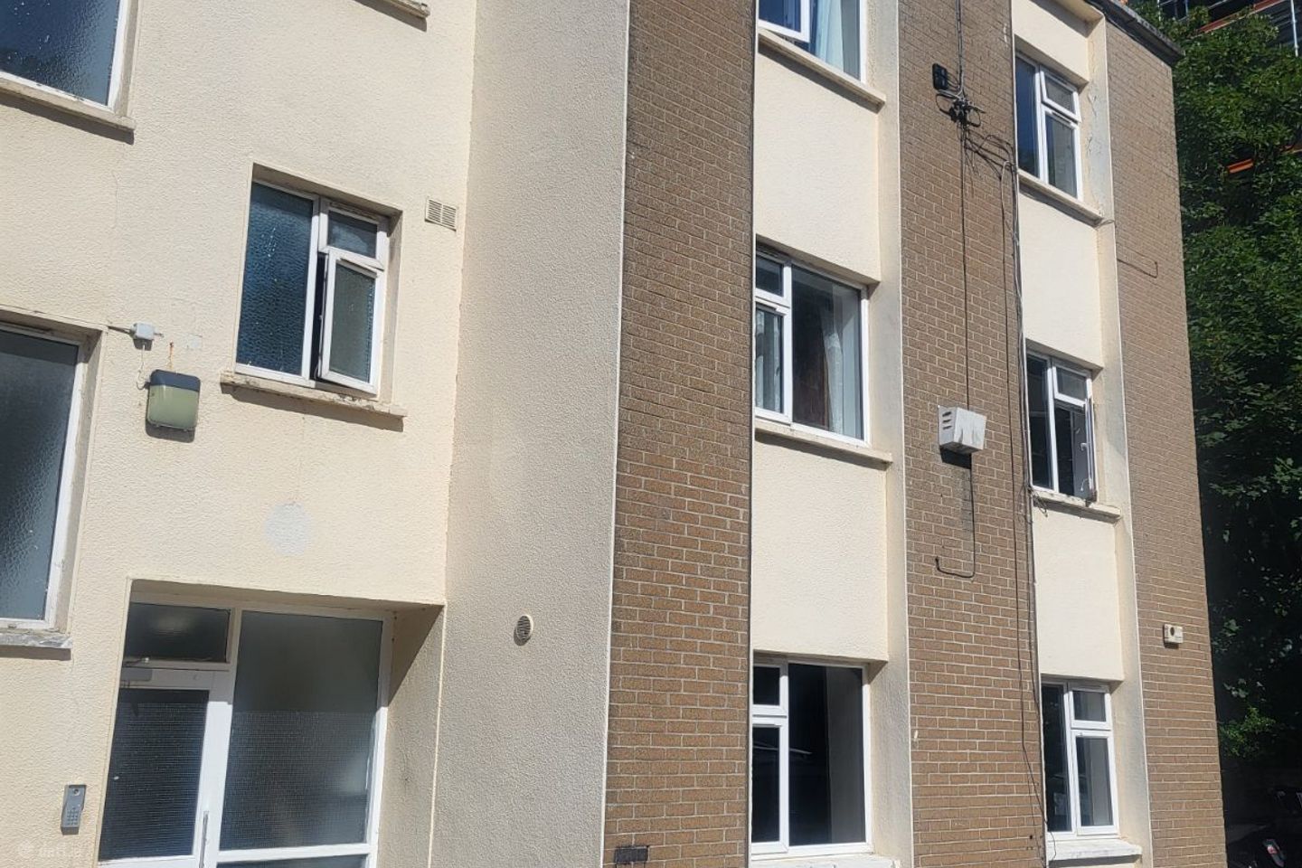 Apartment 17, Mobhi Court, Drumcondra, Dublin 9, D09PP70 — photo 1