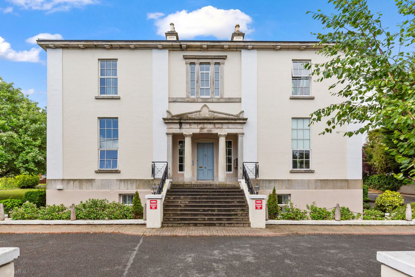 16 Roebuck Hall, The Palms, Ardilea, Clonskeagh Dublin 14, D14 YD57 — photo 1