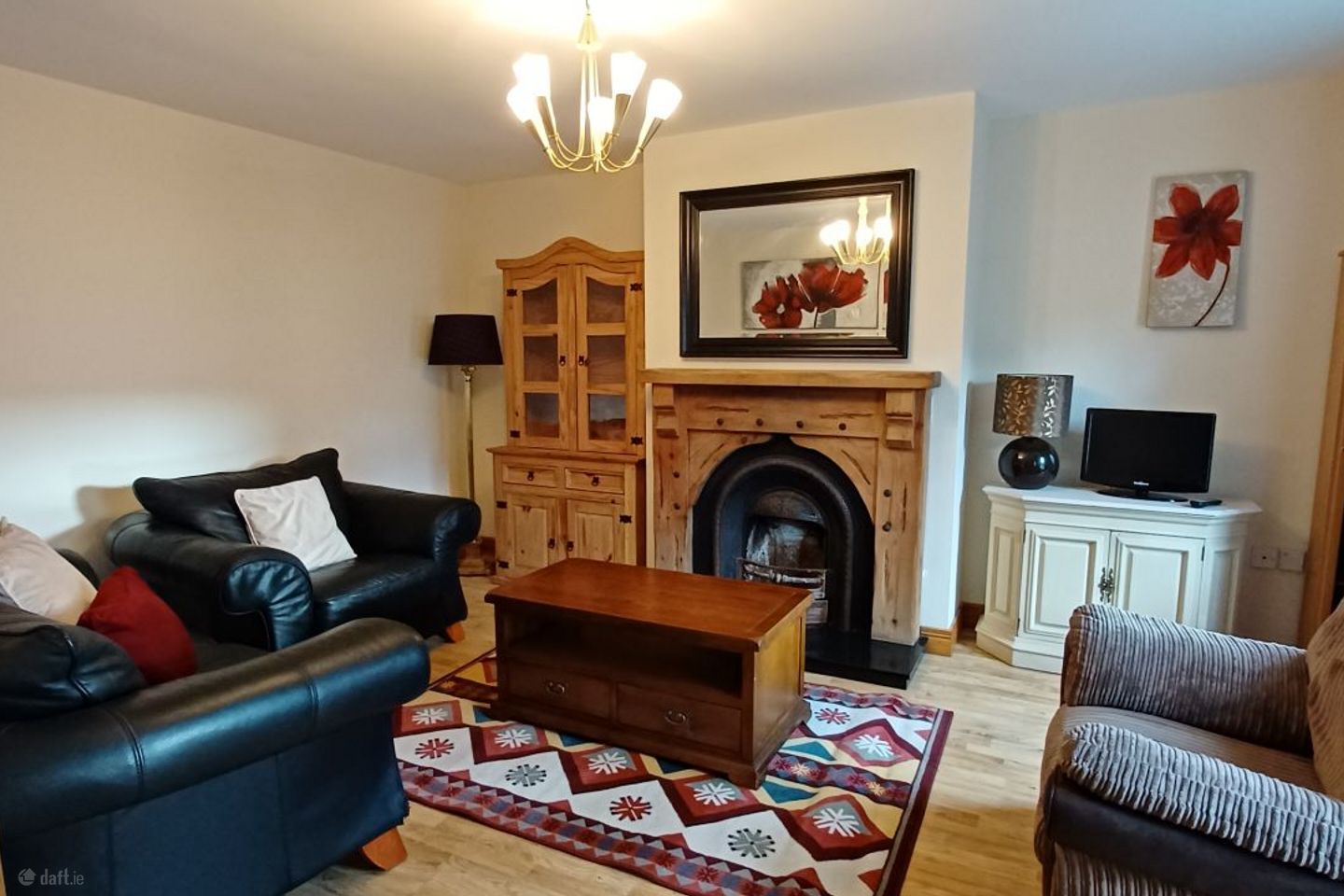 17 Beechwood Park, Lifford, Clonleigh, Co. Donegal — photo 1