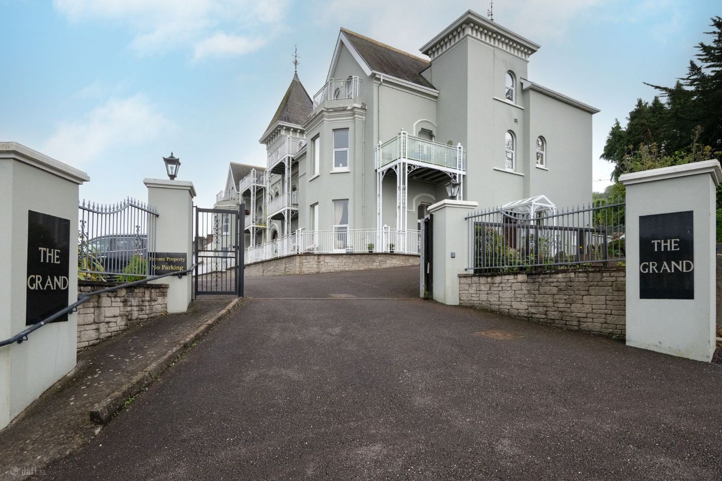 Apartment 2, The Grand, Crosshaven, Co. Cork — photo 1