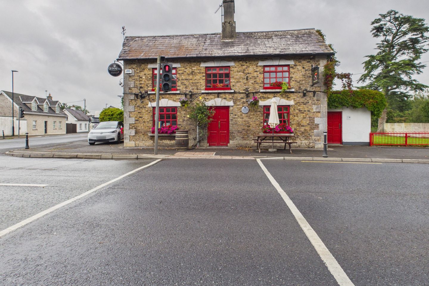 Hamiltons, Geashill, Co. Offaly, R35WV70 — photo 1