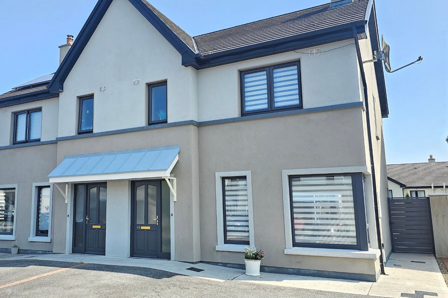 46 Meadow View, Clarecastle, Ennis, Co. Clare, V95WR2P — photo 1