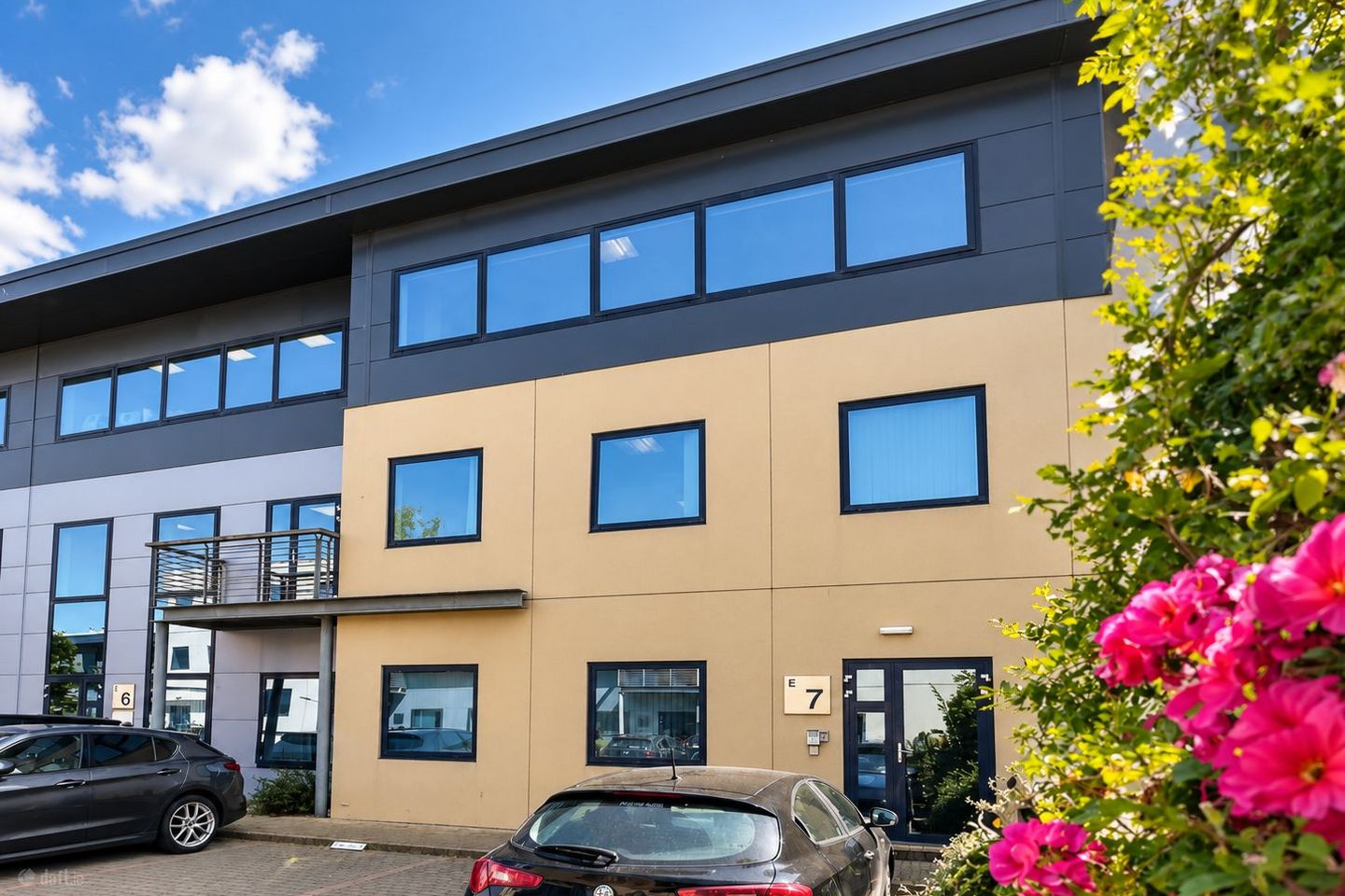 Top Floor, Unit E7, Nutgrove Office Park, Dublin 14, Churchtown, Dublin 14 — photo 1