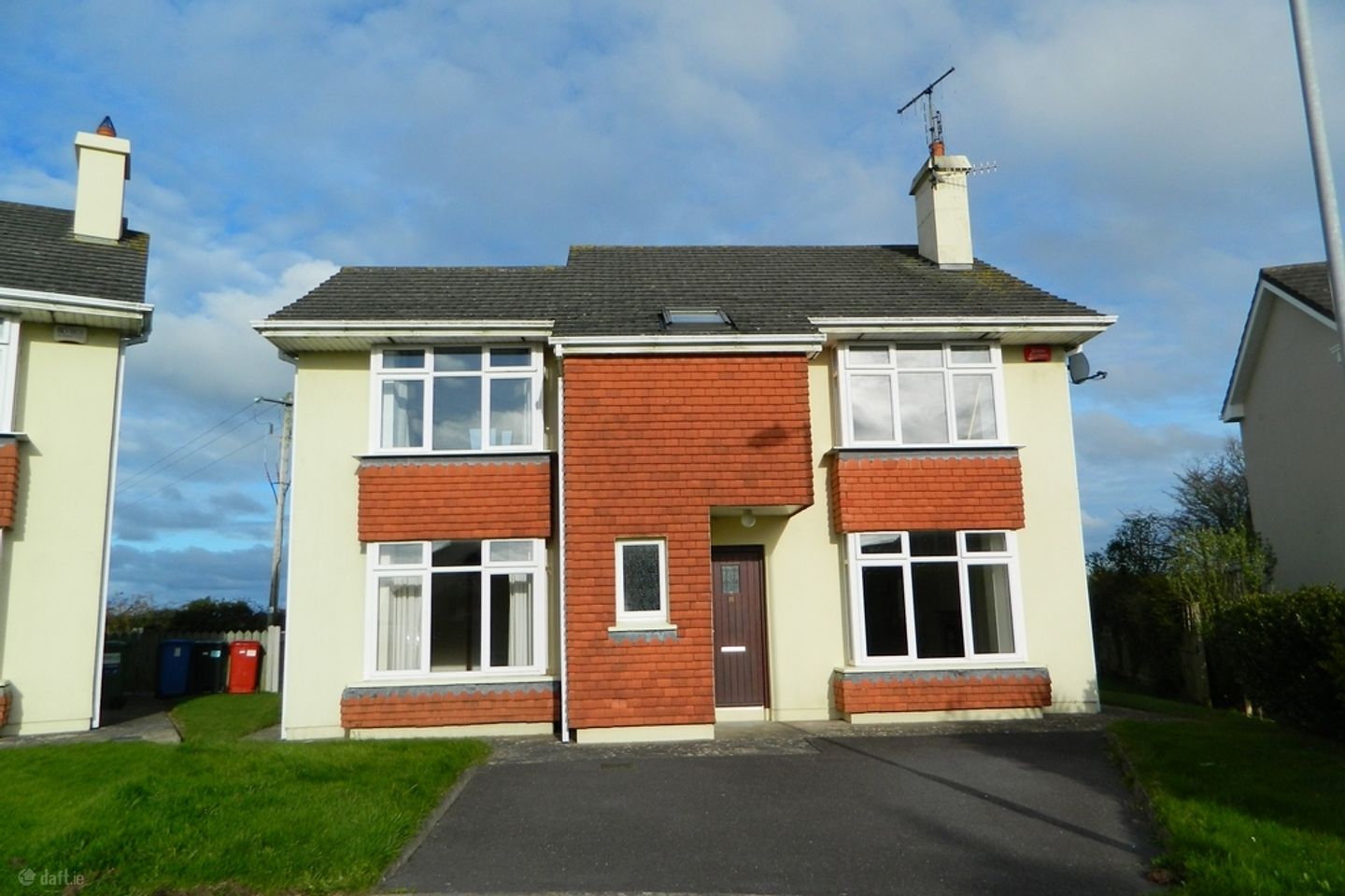 22 Ringcurran Rise, Ardbrack, Kinsale, Co. Cork — photo 1