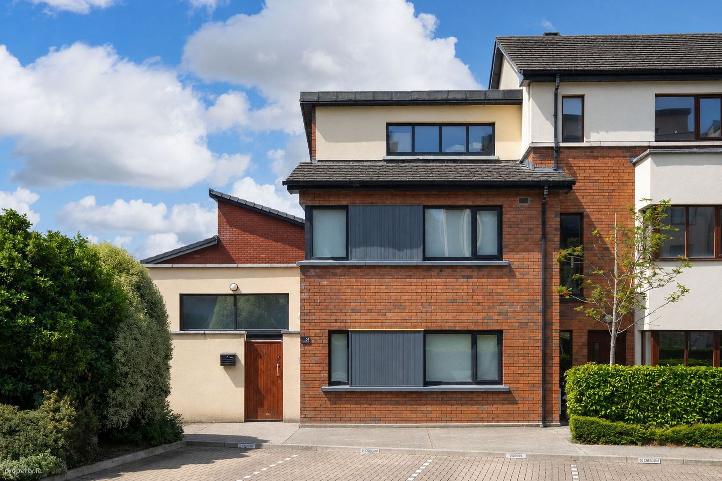 91 The Crescent, Carrickmines Manor, Carrickmines, Dublin 18, D18FR63 — photo 1