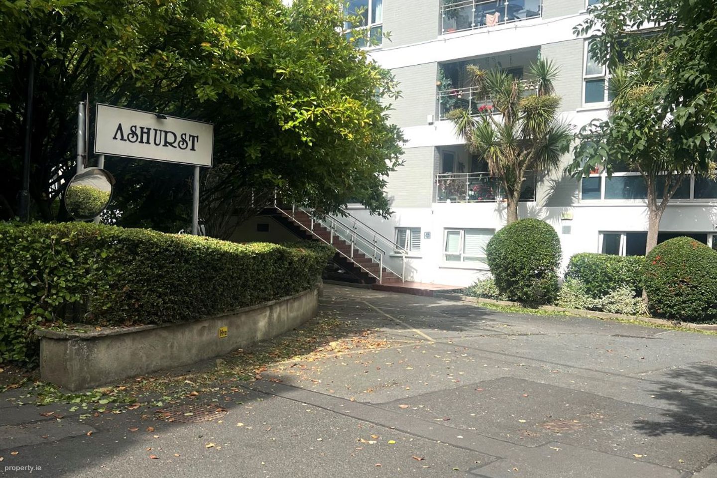 Apartment 44, Ashurst, Mount Merrion Avenue, Stillorgan, Co. Dublin — photo 1