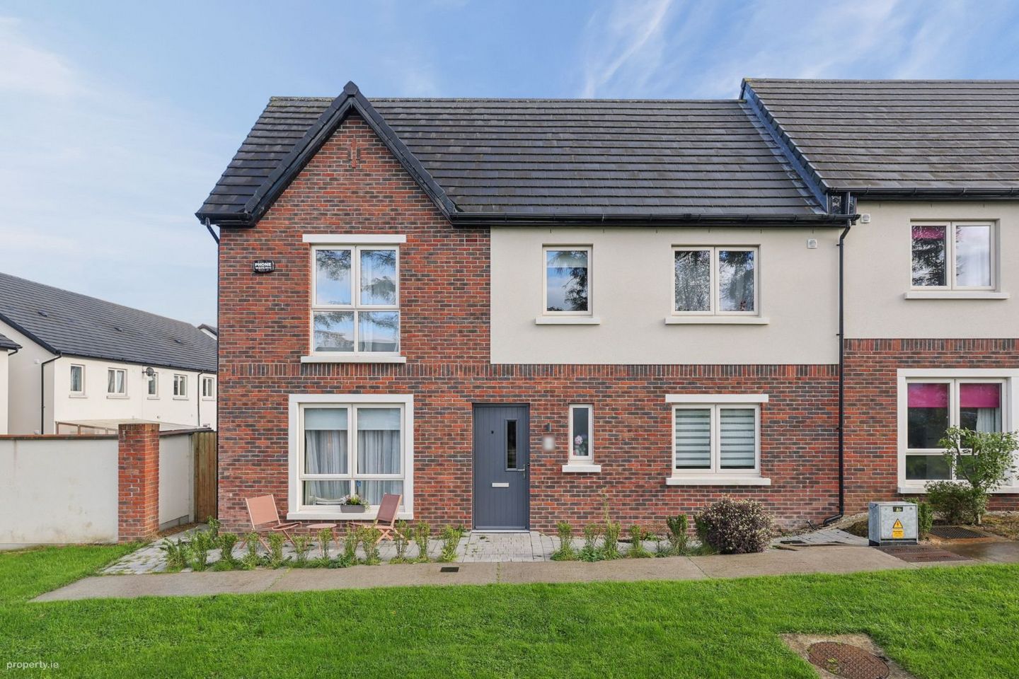 24 Whitethorn Lawn, Naas, Co. Kildare, W91RH6E — photo 1