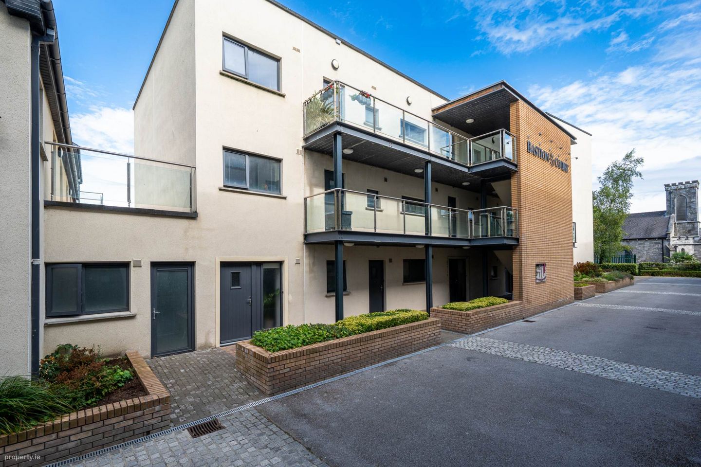 2 Church Walk, Bastion Court, Athlone, Co. Westmeath, N37X9F6 — photo 1