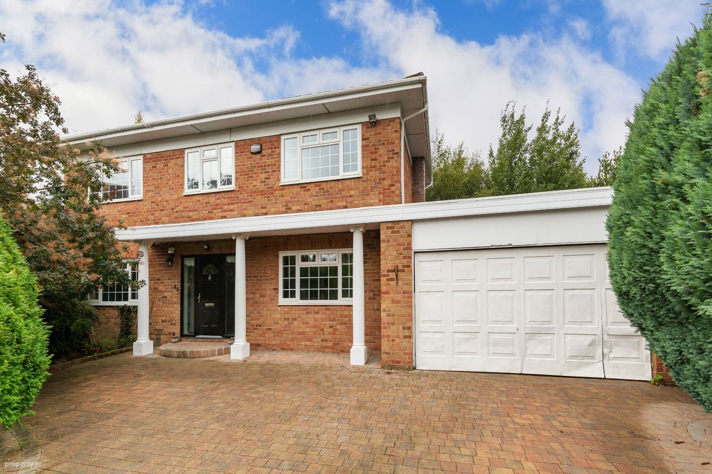 50 Carysfort Downs, Blackrock, Co. Dublin, A94K152 — photo 1