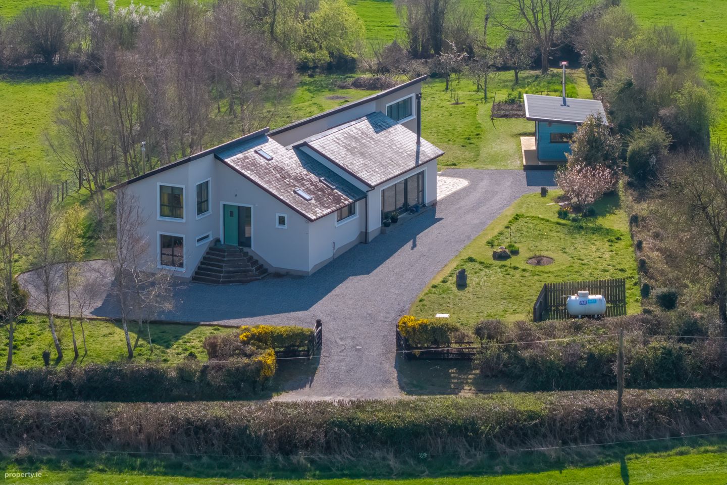 Ryehill, Ballinderry, Nenagh, Co. Tipperary, E45PV22 — photo 1