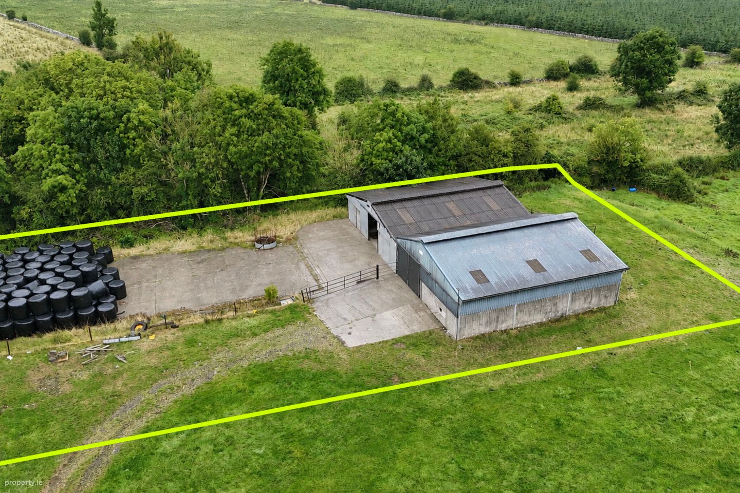 Farmyard and Slatted Sheds to rent, Four Mile House, Roscommon, Co. Roscommon — photo 1