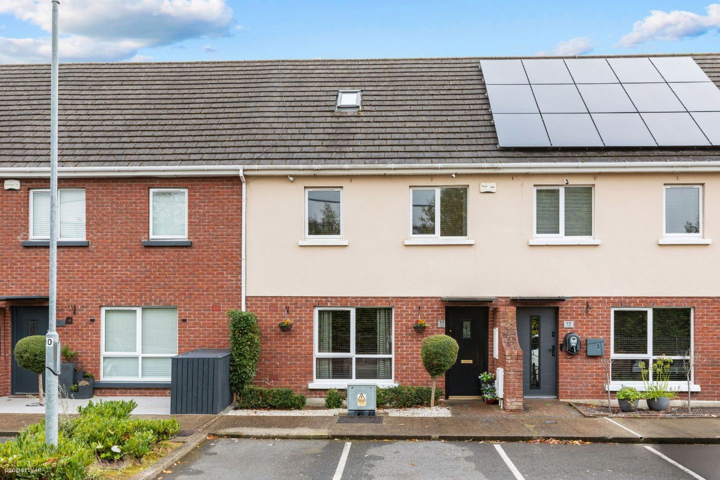 11 Barnwell Drive, Hansfield, Clonsilla, Dublin 15, D15 XDX6 — photo 1