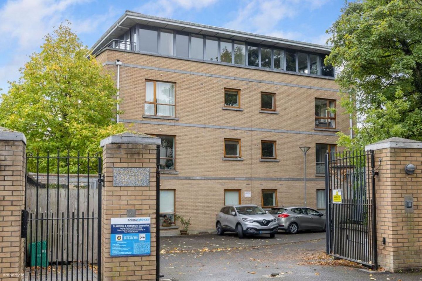 Apt 17, Friarsland Crescent, D14 WR29, Goatstown, Dublin 14 — photo 1