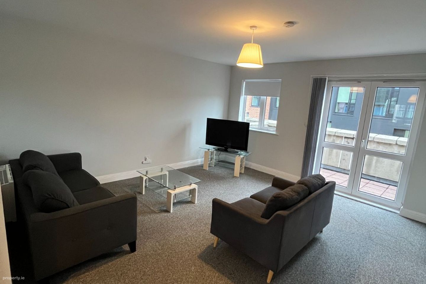 3 Bed Apartment, The New Maltings, Block D, Watling Street, Dublin 8 — photo 1