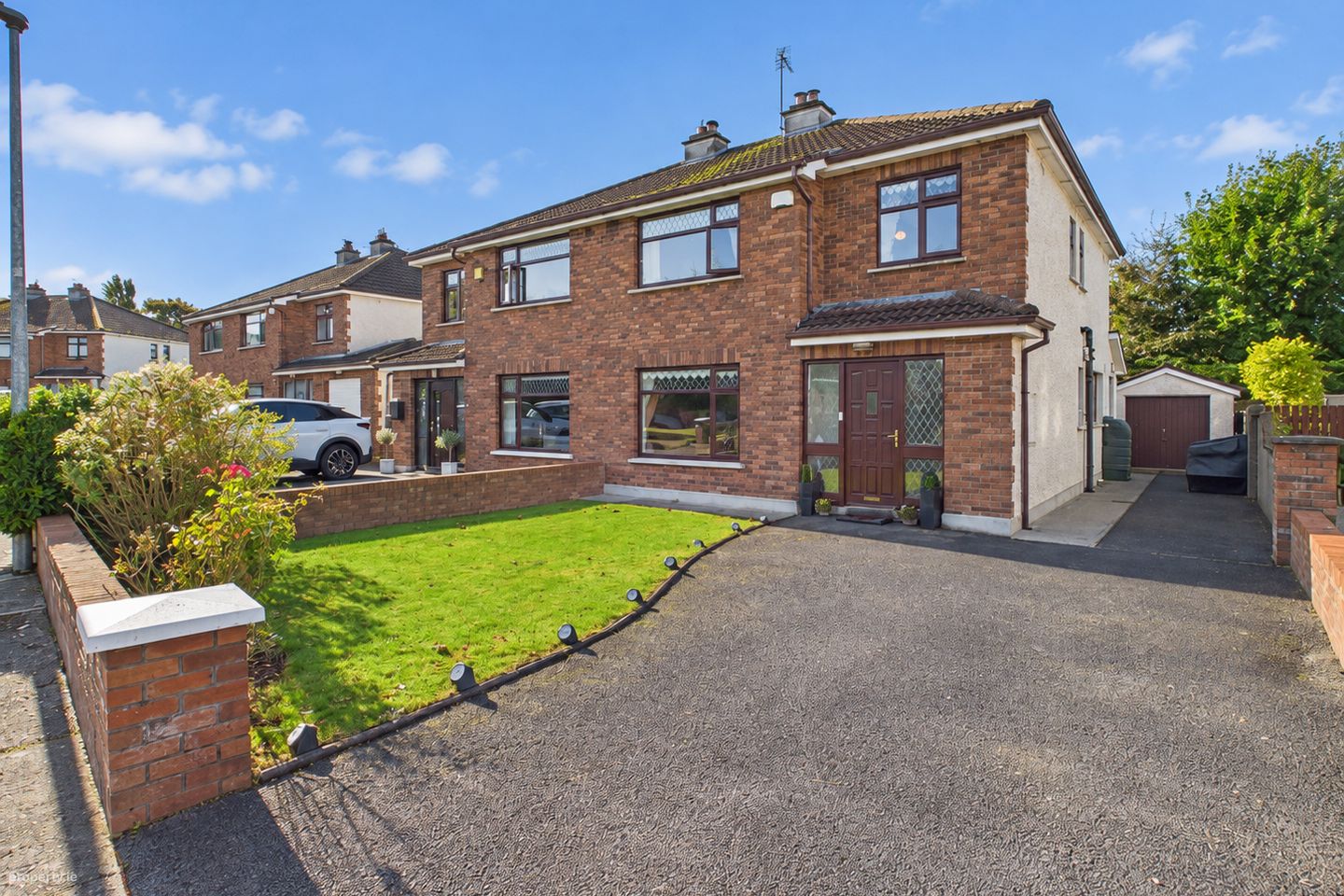 16 Hawthorn Crescent, Ballinasloe, Co. Galway, H53WK19 — photo 1
