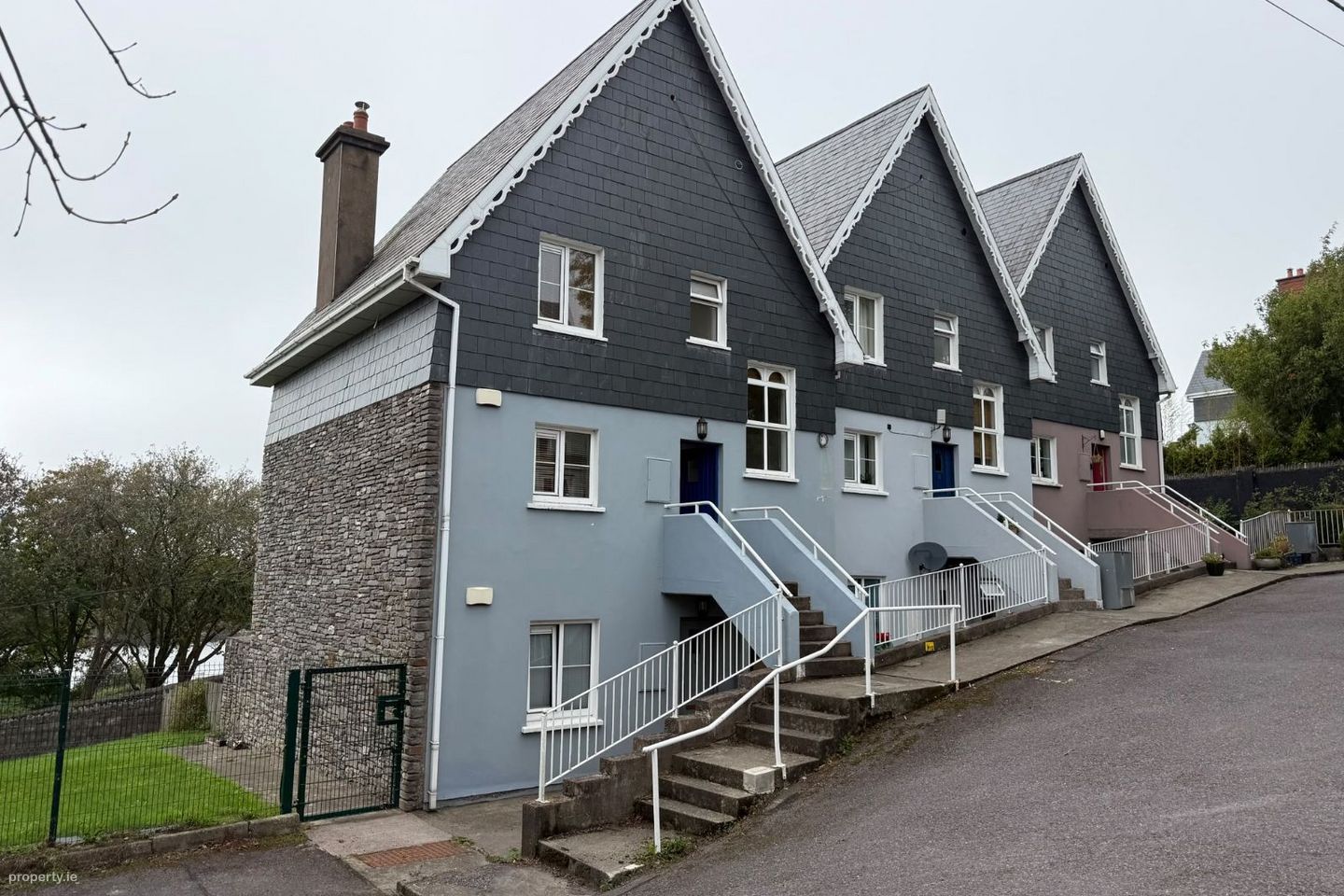 6 Fortlands, The Paddocks, Ardbrack, Summercove, Co. Cork — photo 1