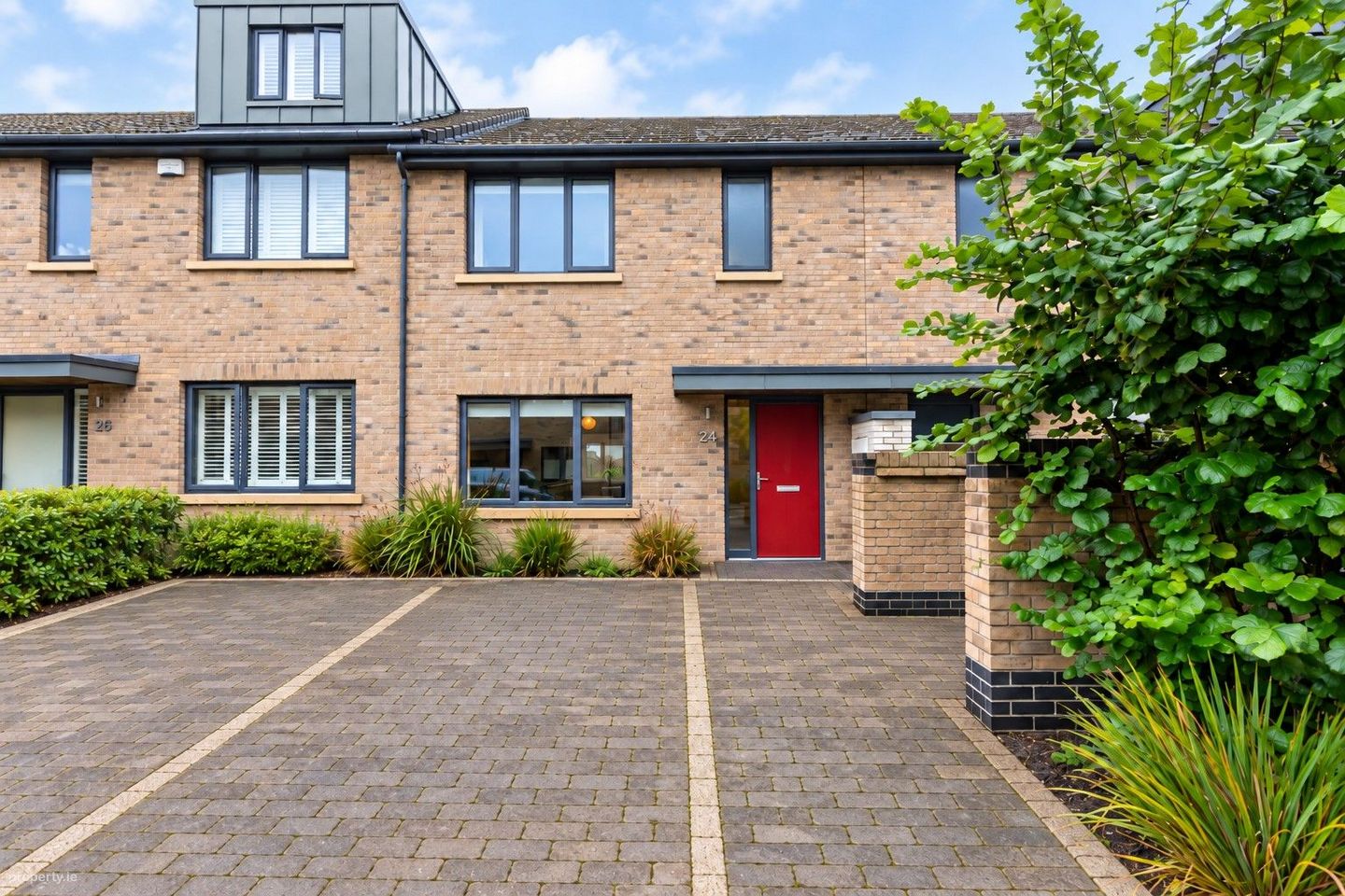24 Grace Park Grove, Grace Park Wood, Drumcondra, Dublin 9 — photo 1