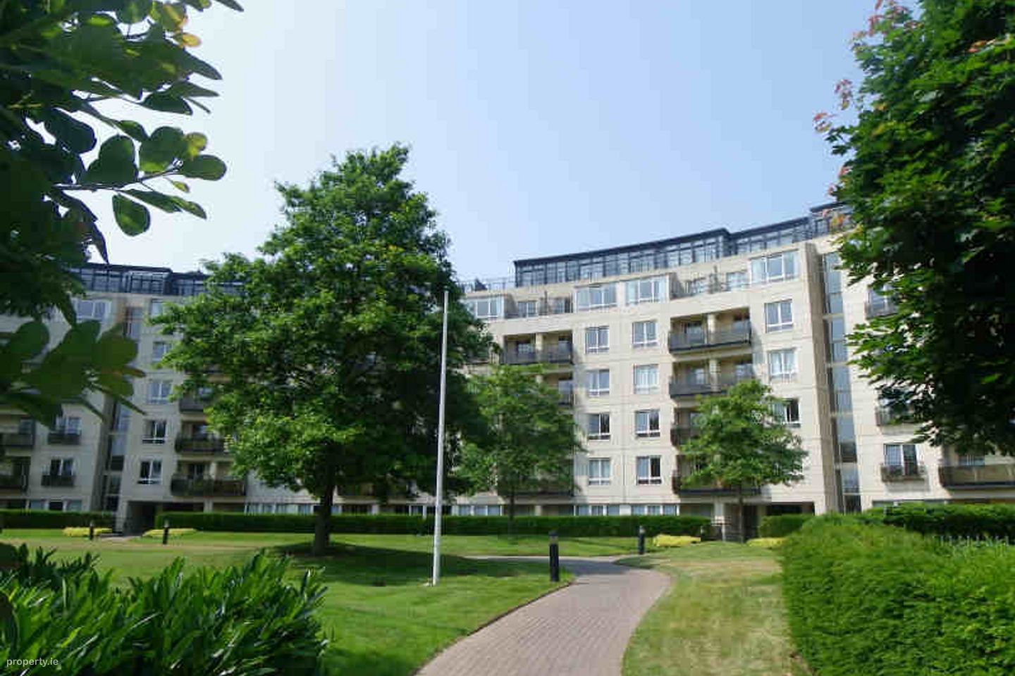 The Pines, Herbert Park Lane, Ballsbridge, Dublin 4 — photo 1