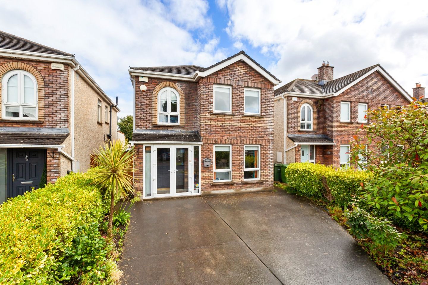 10 Limelawn Rise, Clonsilla, Dublin 15, D15K2H1 — photo 1