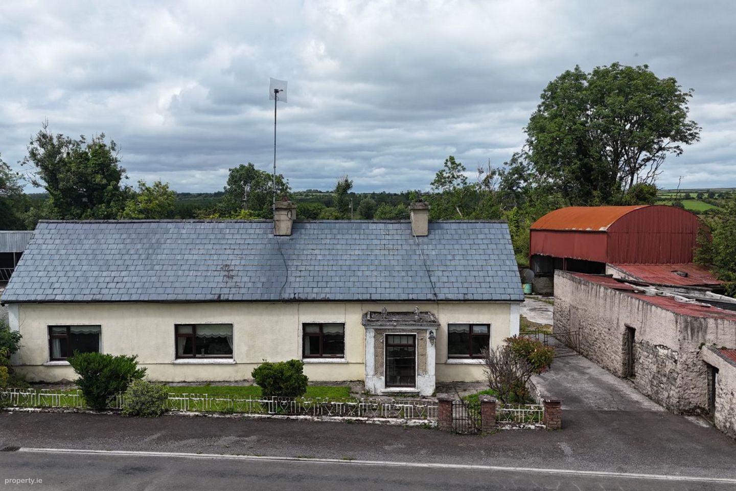Kilnamryall, Ballinagare, Castlerea, Co. Roscommon, F45KW84 — photo 1