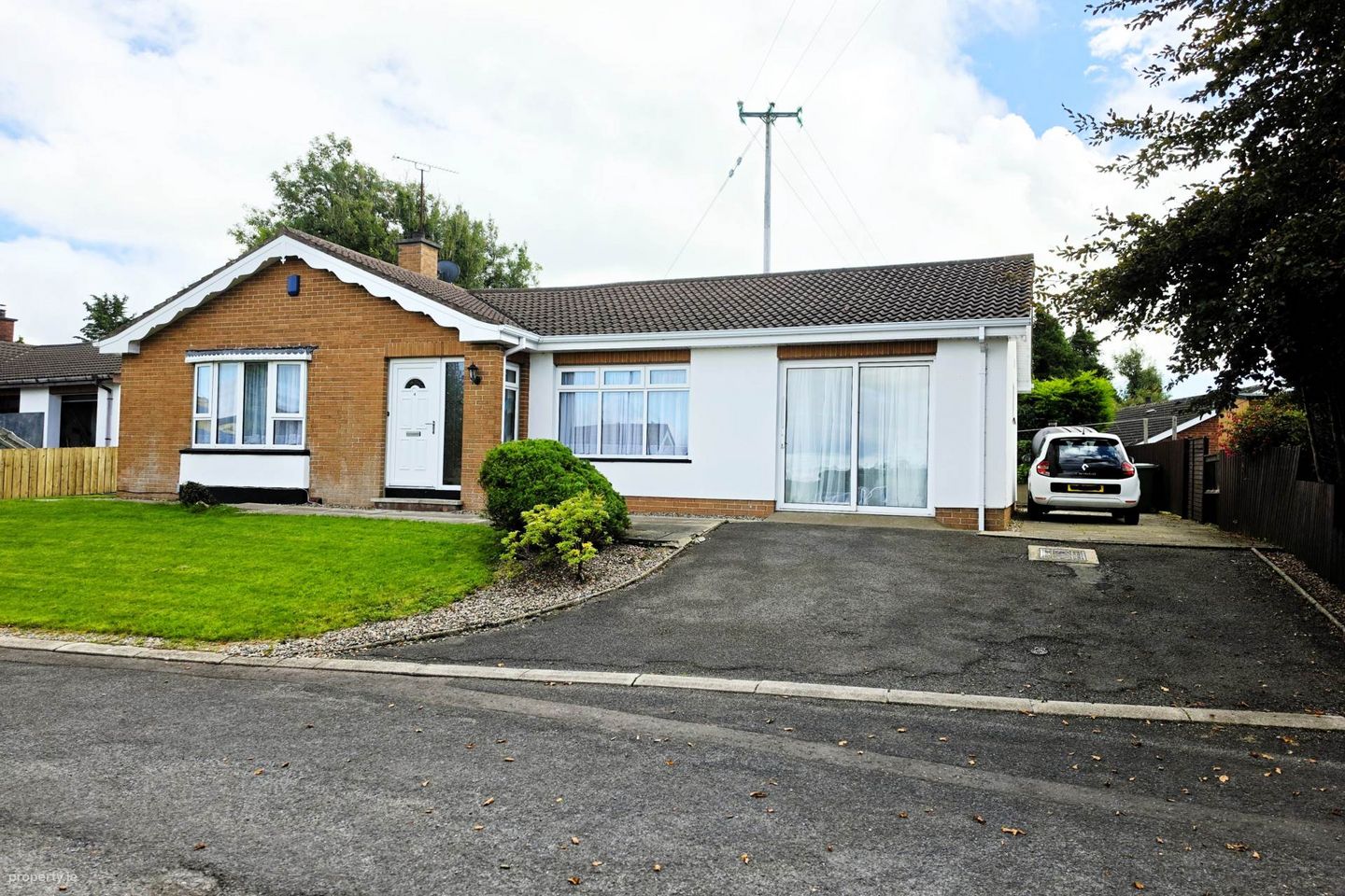 4 Drumlin Court, Enniskillen, Co. Fermanagh — photo 1