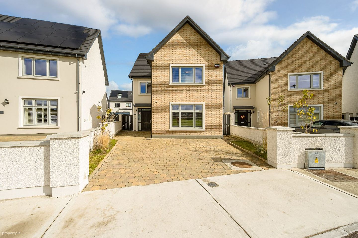 7 Clover Lawn, Janeville, Carrigaline, Co. Cork, P43EY13 — photo 1