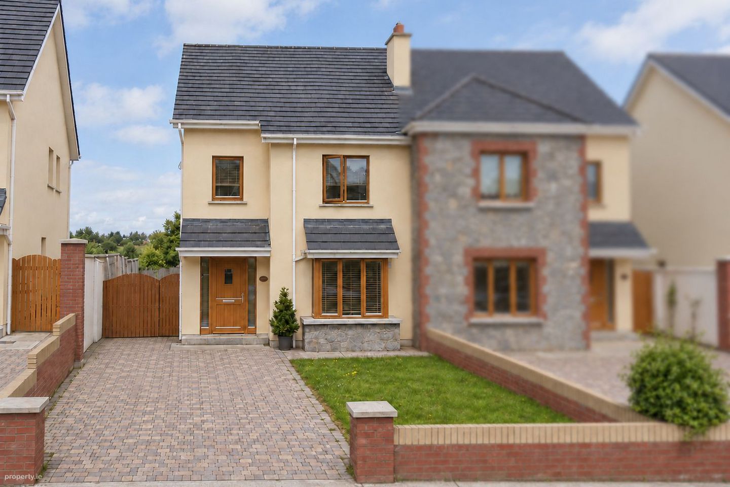 Lerr View, Castledermot, Co. Kildare — photo 1