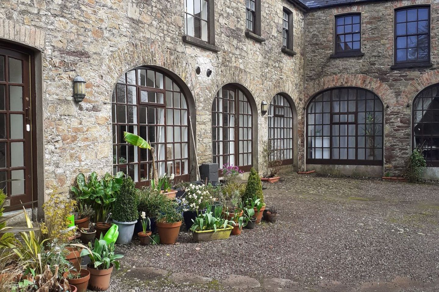 The Coachyard,  Montenotte, Cork, Mayfield, Co. Cork — photo 1
