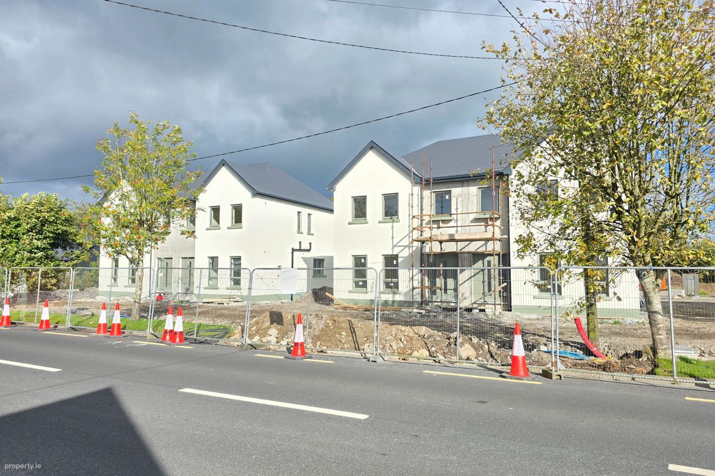 Cuirt Ghallagh, No 2 & 7, Castleblakeney, Co. Galway — photo 1