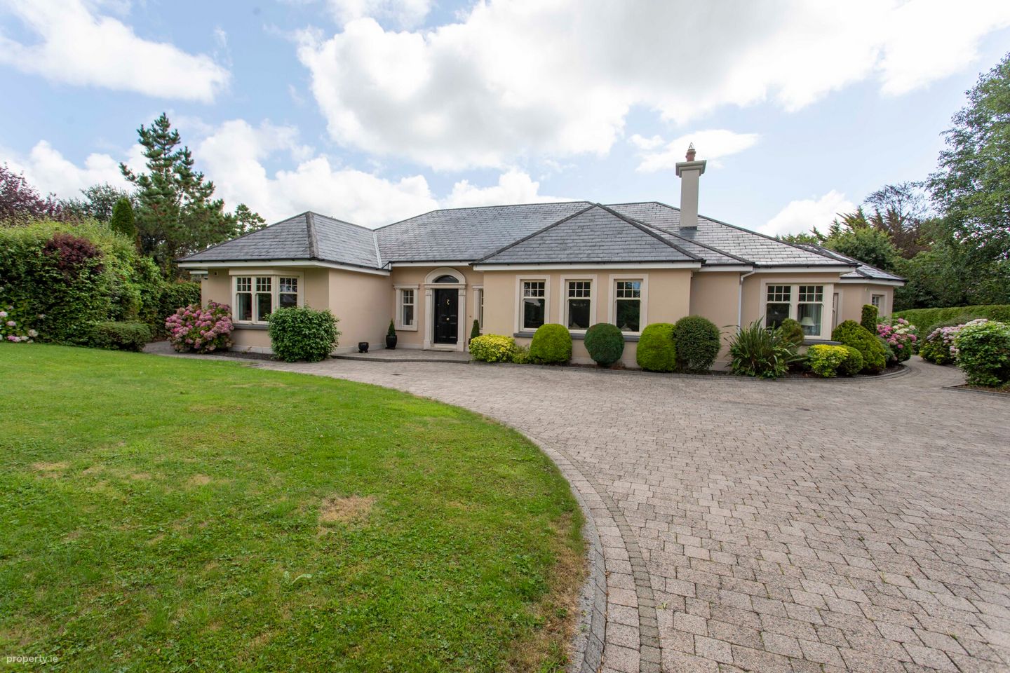 Dunard, Oakpark Road, Tralee, Co.Kerry, V92 KFP2 — photo 1