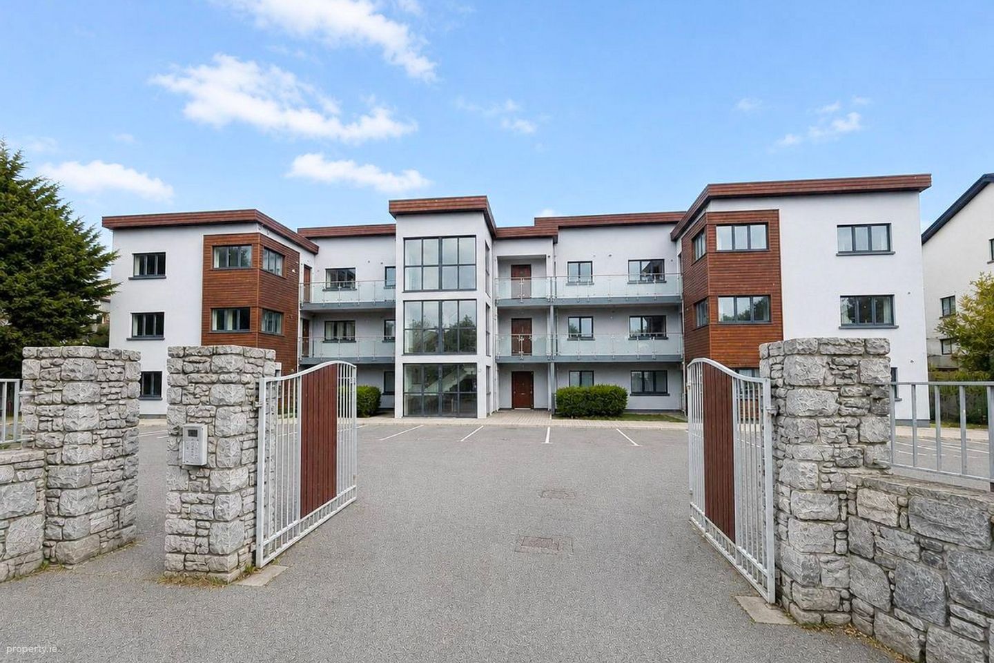 Apartment 3, Gort Léinn, Ballybane, Co. Galway, H91WN30 — photo 1