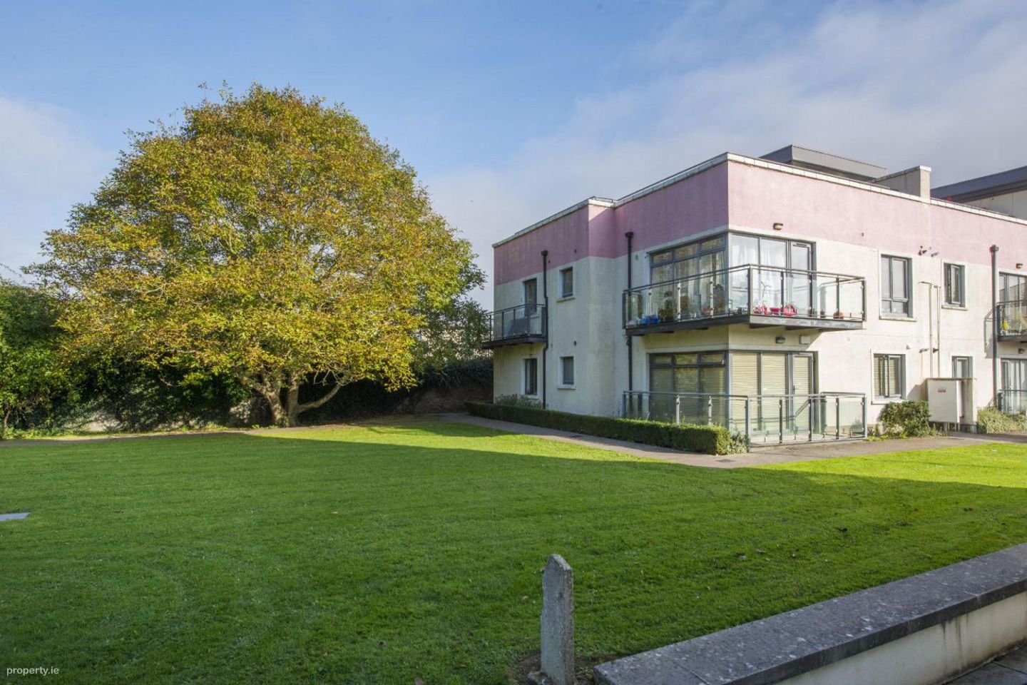 Apartment 11 Phibblestown House, Clonsilla, Dublin 15, D15KV61 — photo 1