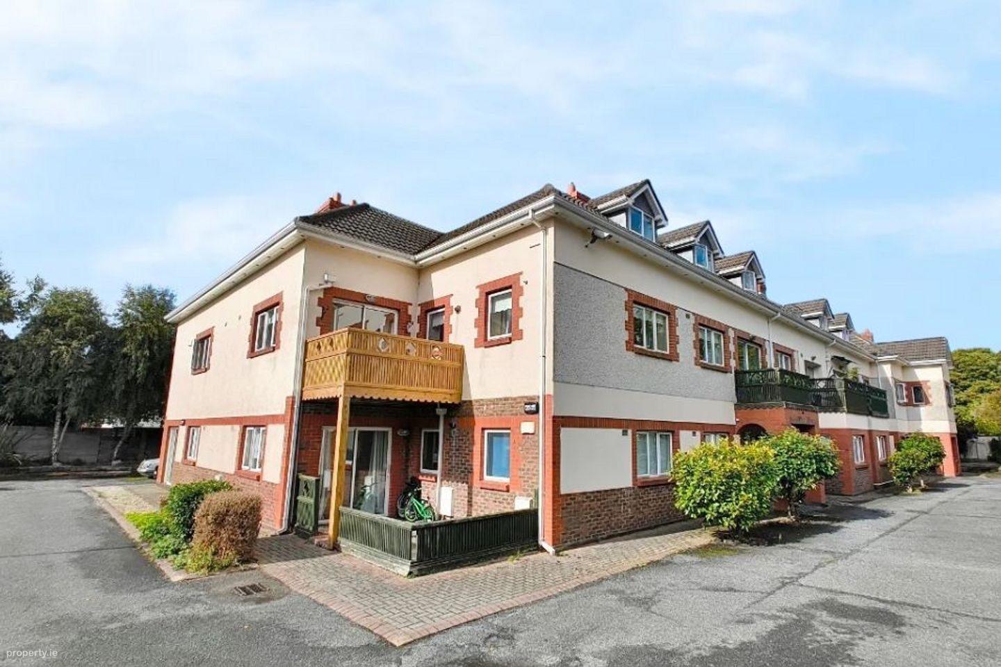 Apartment 5, Broomfield Hall, Shankill, Dublin 18, D18TX23 — photo 1