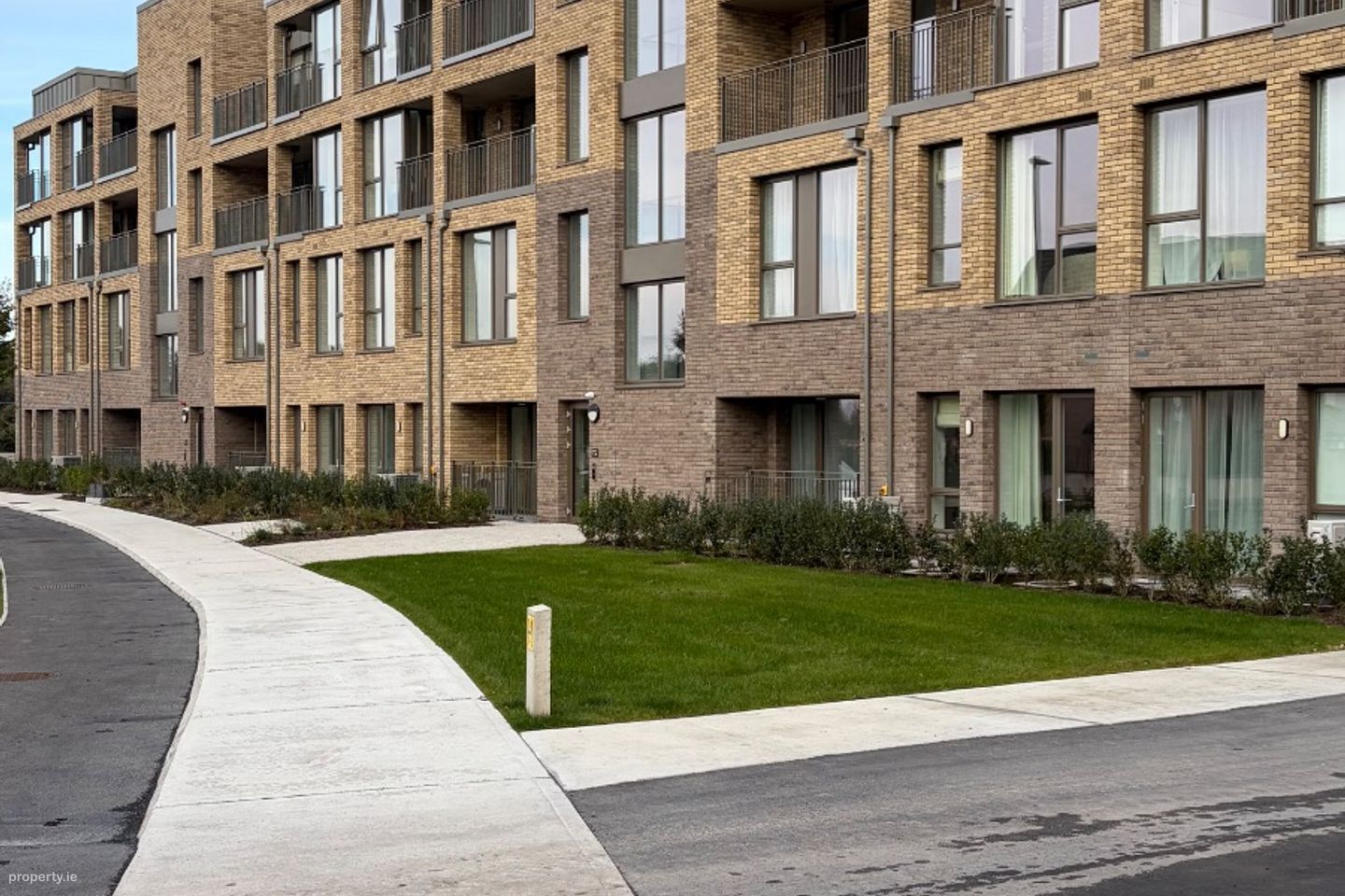 Apartment 8, Block A, Harbour Gate, Old Caragh Road, W91V27H, Naas, Co. Kildare — photo 1