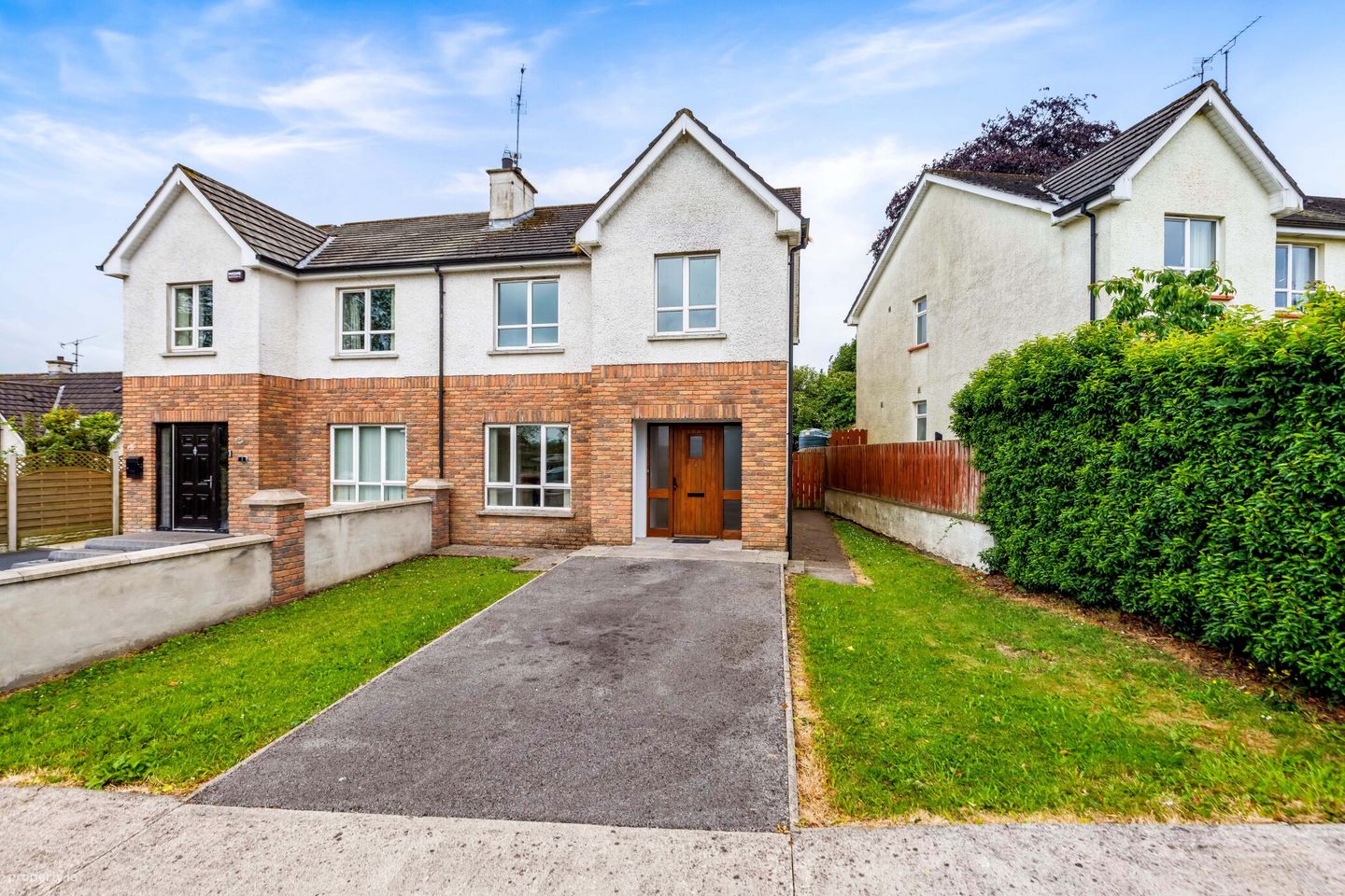 2 Ard Cluain, Roslea Rd, Clones, Co. Monaghan, H23RX84 — photo 1