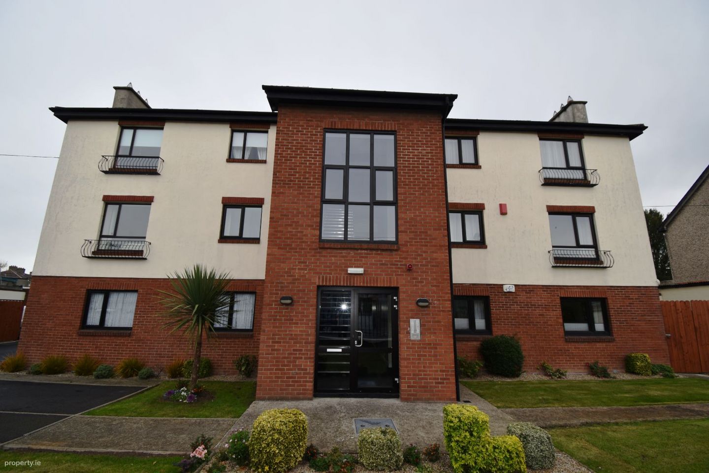 Apt Bedford Court, Kimmage, Dublin 6w — photo 1