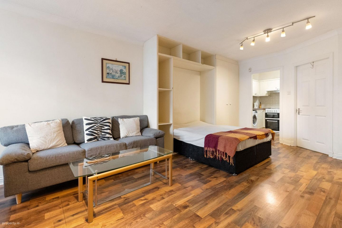 Apartment 33, Traders Wharf, Ushers Quay, Dublin 8, D08K7Y7 — photo 1