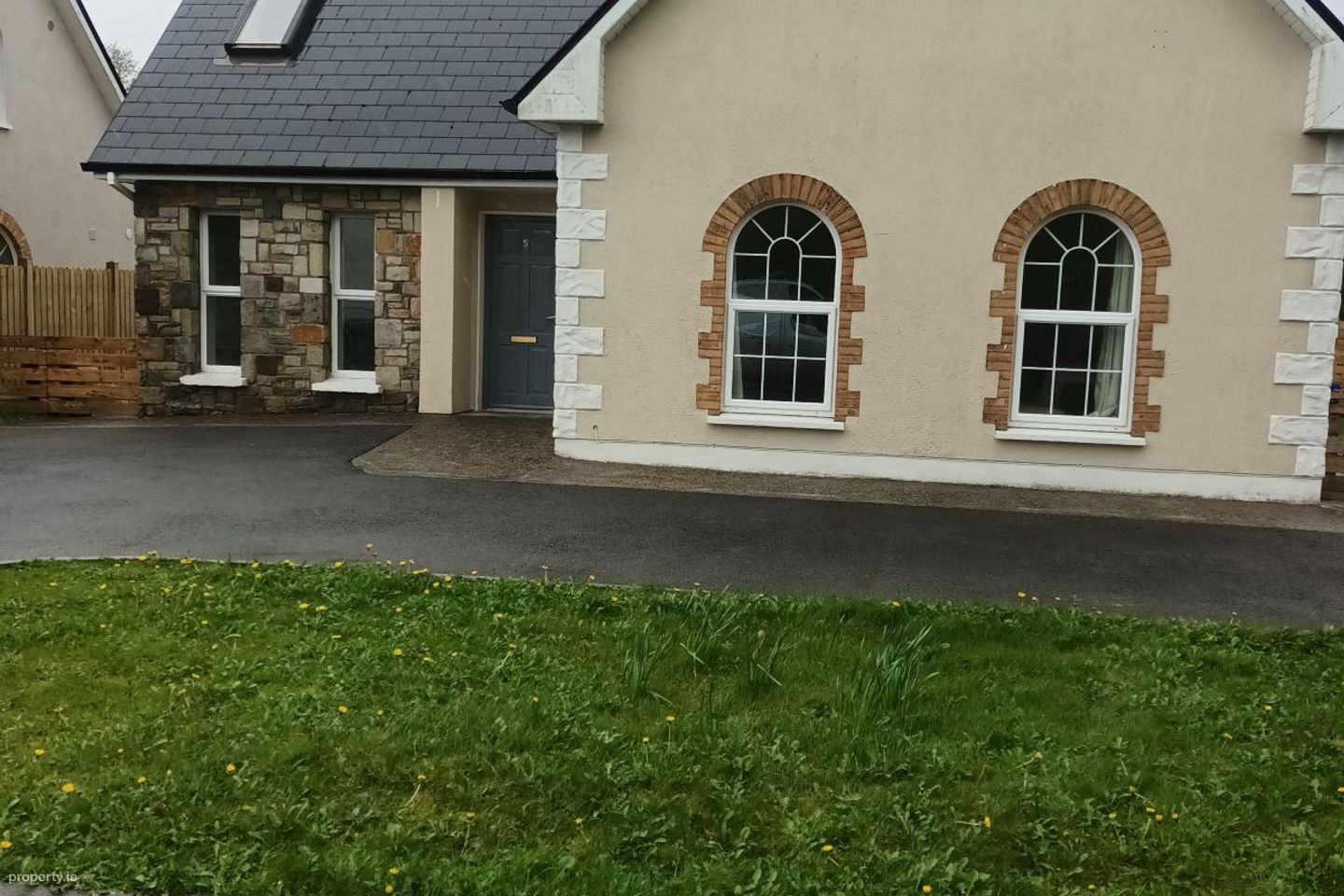5 Cóis Abhainn, Boyle, Co. Roscommon — photo 1