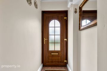 10 Saint Oliver Plunkett Avenue, Tinnahinch, Graiguenamanagh, Co. Kilkenny — photo 3