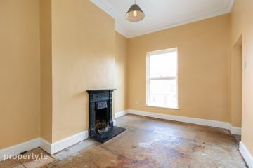 Apt 4, 1 Bayview, Pembroke Street, Dublin 4, D04 NT99 — photo 2