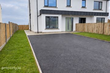 33 Gleann Rua, Letterkenny, Co. Donegal, F92 A2HH