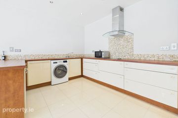Apartment 43, Block B, Glencove Apartments, Waterford City Centre, Co. Waterford, X91DY03 — photo 2