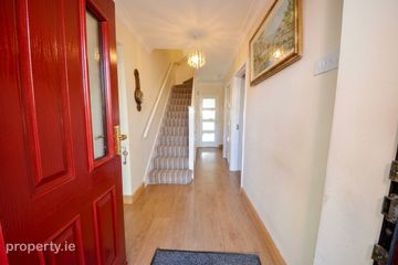 90 Shanliss Road, Dublin 9, D09F380, Santry, Dublin 9 — photo 3